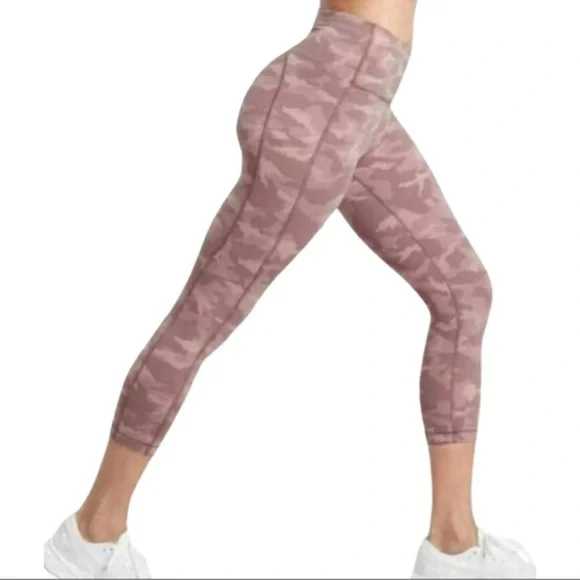 ATHLETA Lot of 2 Pair Capri Leggings Size XS Pink Camo Gray Running Yoga - Picture 4 of 16